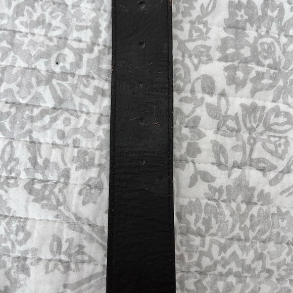 American Eagle Silver Buckle Brown Leather Belt with Decorative Design - Picture 2 of 3